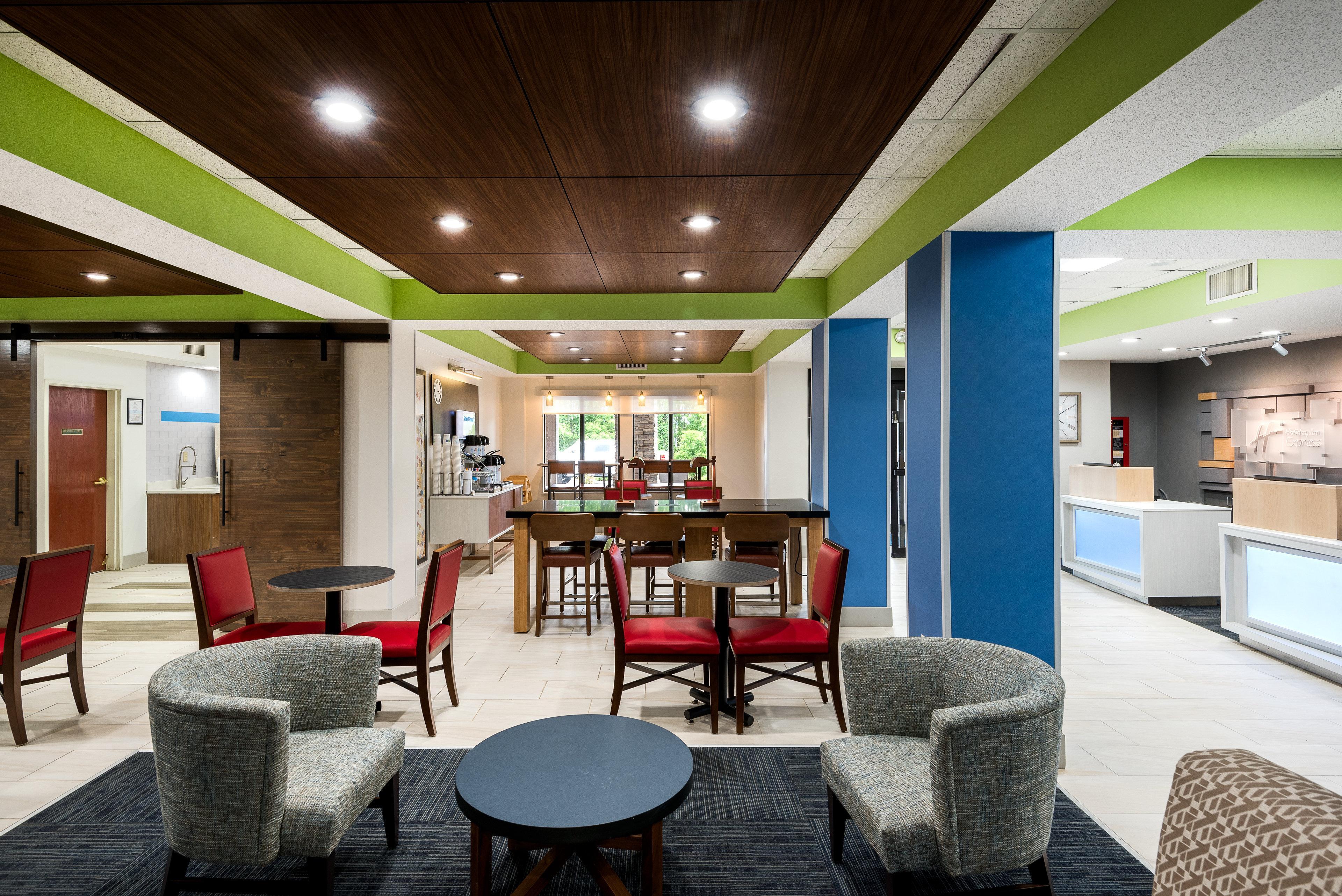 Holiday Inn Express Hillsville By Ihg Extérieur photo